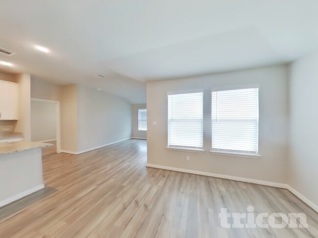 Photo - 13602 Paxton Blvd