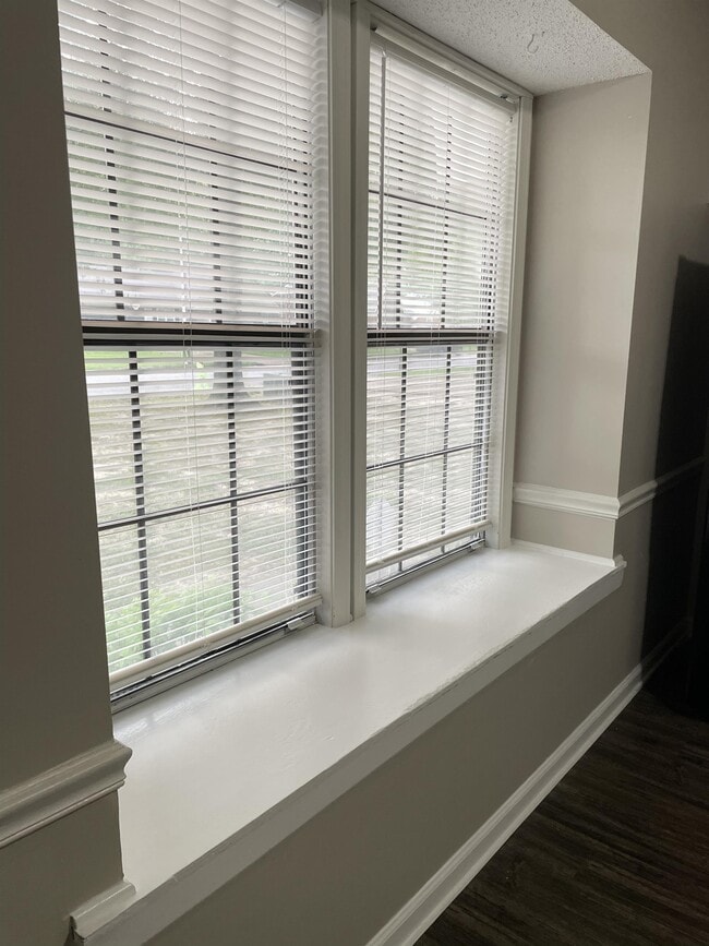 Photo - 1128 Verlington Dr