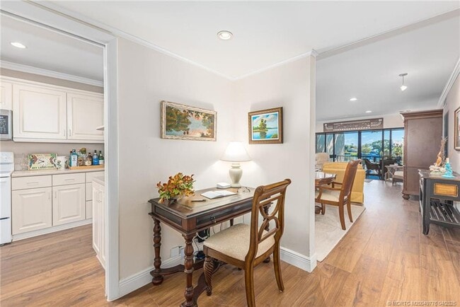 Photo - 3901 SE St Lucie Blvd Unidad 34