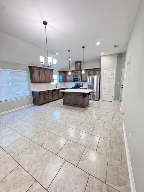 602 S Tecate Dr