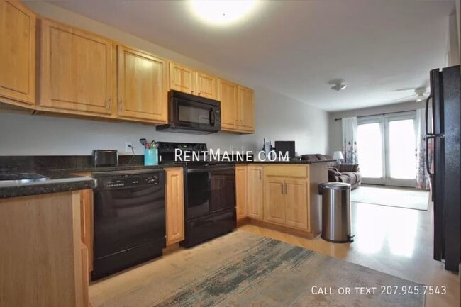 Photo - 20 River Village Dr