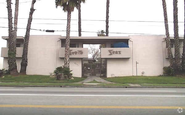 Photo - The South Seas