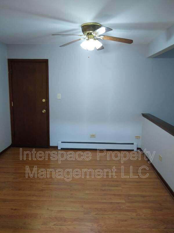 Photo - 7017 99th St