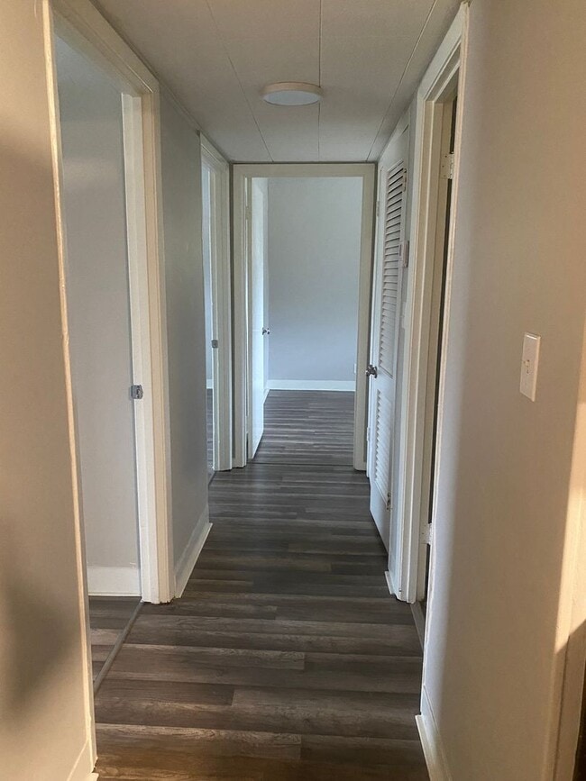 Photo - 3 bed/1 bath on a corner lot!