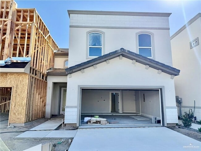 Building Photo - 2206 Corales St