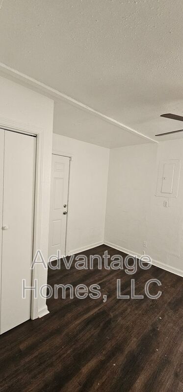 Photo - 11221 Palmer Ave