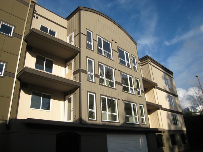 Ballinger Place