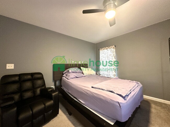 2604 Greenwood Dr