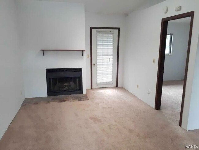 62 Peachtree Ln
