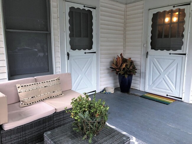 Photo - 703E31 Unit House