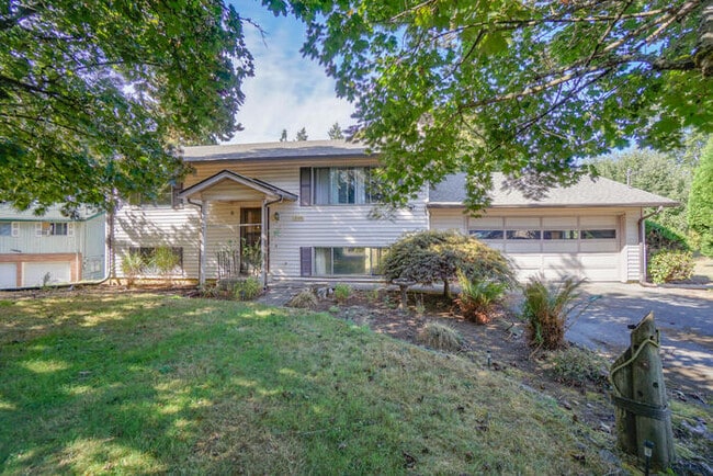 Photo - FOUR BEDROOM SPLIT LEVEL IN SALMON CREEK