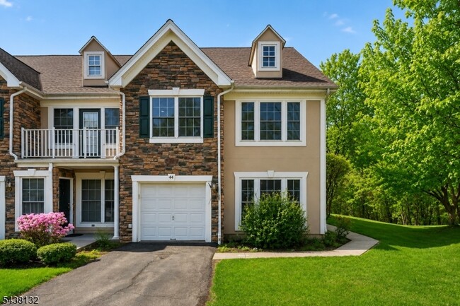 Photo - 44 Peach Tree Ln