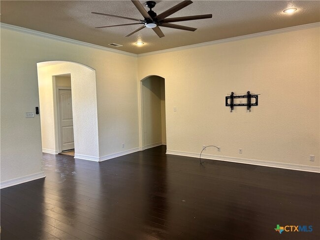 Photo - 1621 Rusty Spur Dr