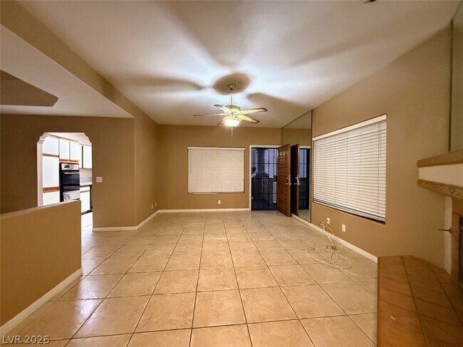 Photo - 1403 Santa Margarita St Unit D