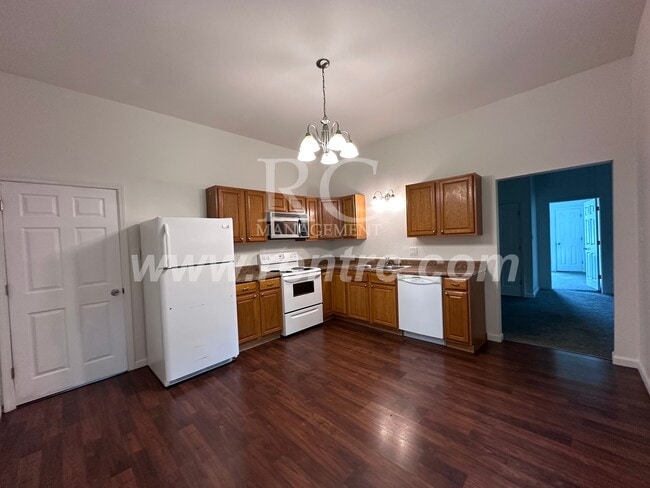 Photo - 702 Sandusky-