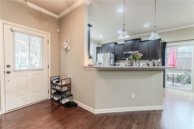 Photo - 801 Village Field Ct NW