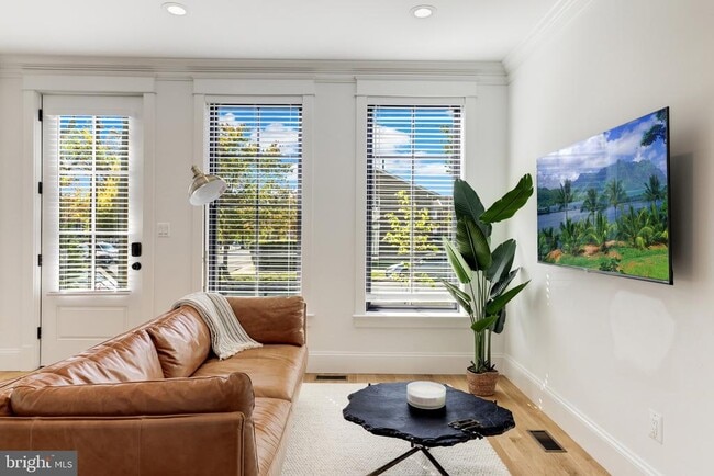 Photo - 1415 Princess St