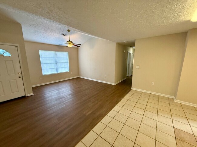 Photo - 140 Kinney Rd