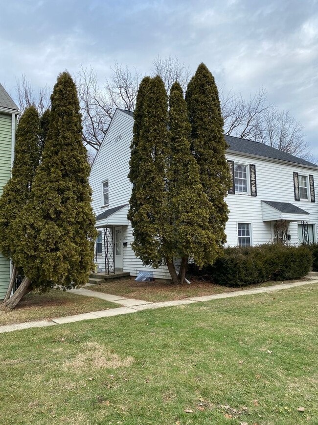 378 N Roosevelt Ave Unit 4