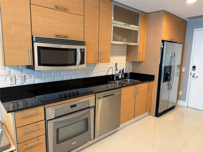 Photo - 60 SW 13th St Unit 2218