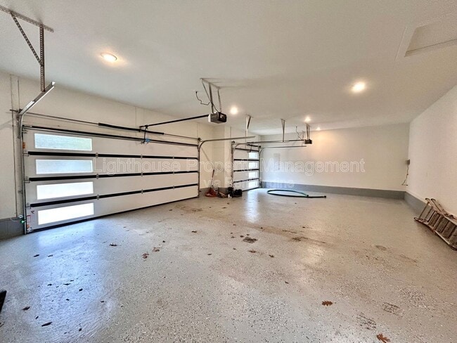 Photo - 1505 N Green Creek Rd