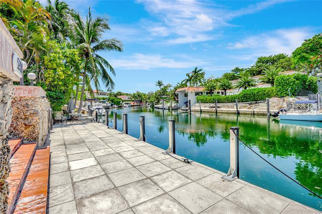 Photo - 5200 Riviera Dr