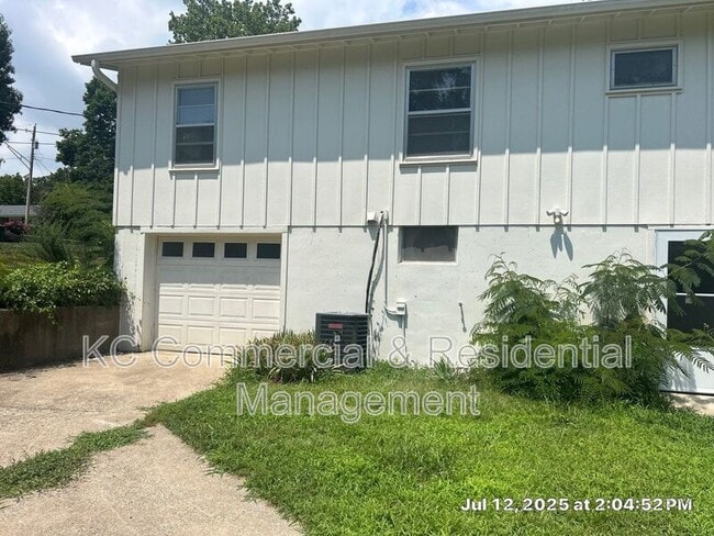 Photo - 9211 E 50th Terrace