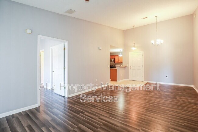 Photo - 6860 Skaff Ave Unit 9