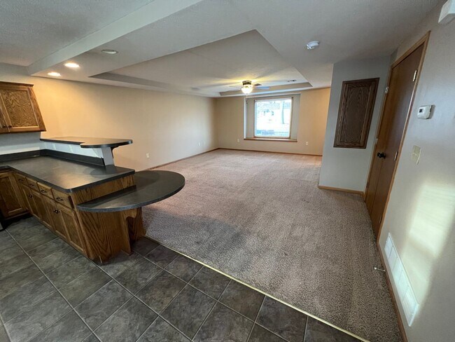 Photo - 727 W 8th St Unit 2