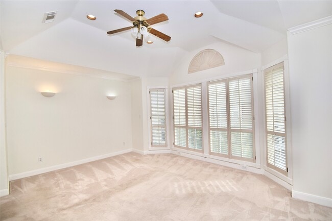 Photo - 2024 Welch St