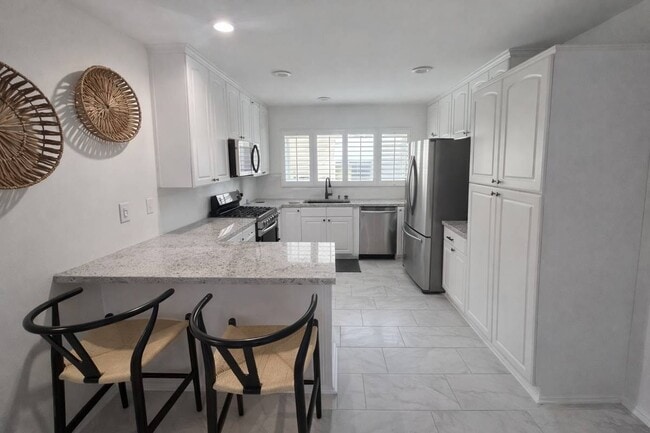 Photo - 11120 Queensland St Unit E47