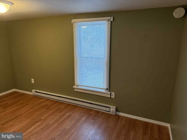 Photo - 1407 E Norwegian St