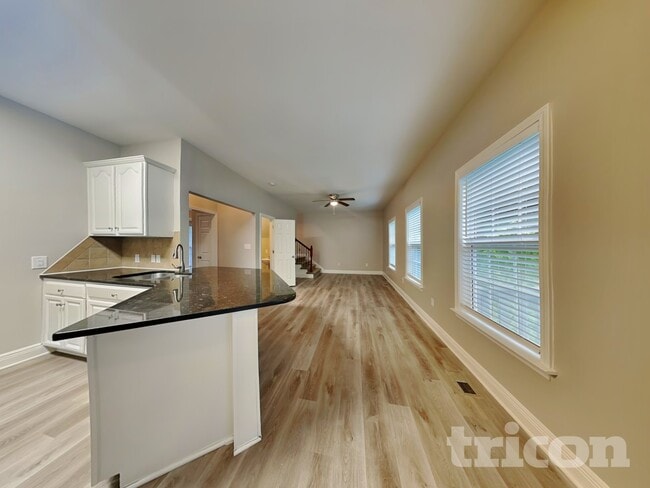 Photo - 461 Kimball Loop