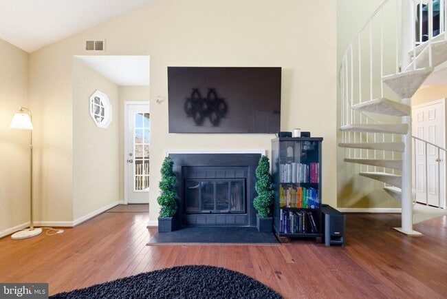 Photo - 10208 Ashbrooke Ct Unit 19