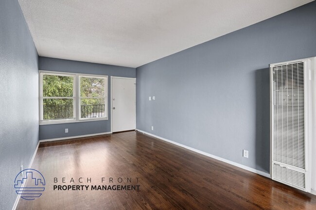 Photo - 3828 Carolina Street