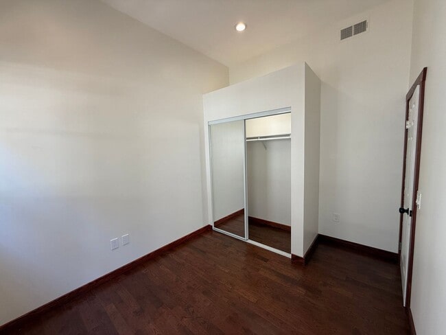 Photo - 230 W Cedar St Unit 2