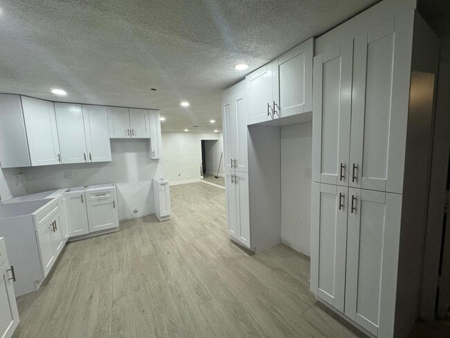 Photo - 6260 SW 6th St