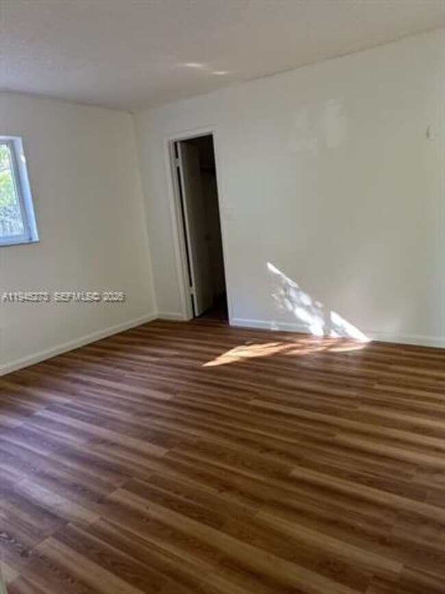 Photo - 17330 SW 109th Ave