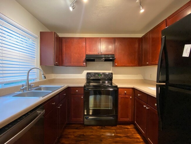 Photo - Practical 3 bedroom Des Moines Condo