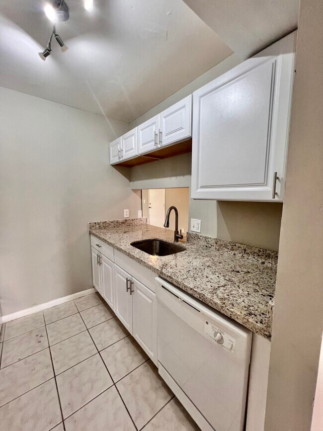 Photo - 1766 Abbey Rd Unit 201