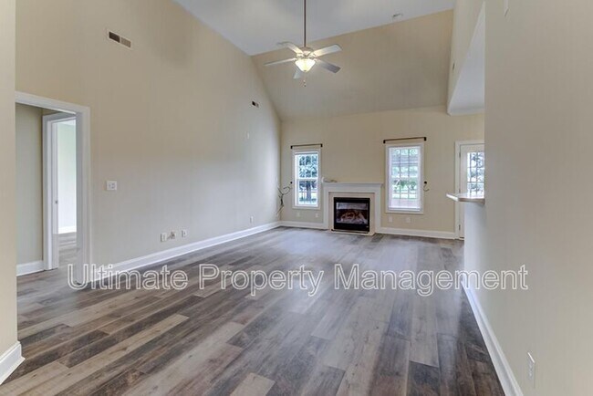 Photo - 118 Long Leaf Dr