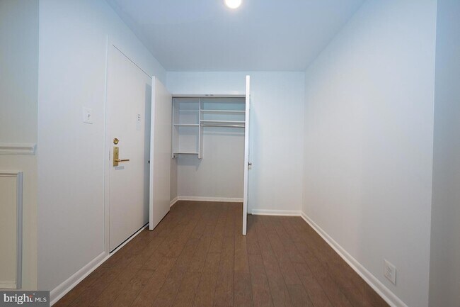 Photo - 1640 Oakwood Dr Unidad W216