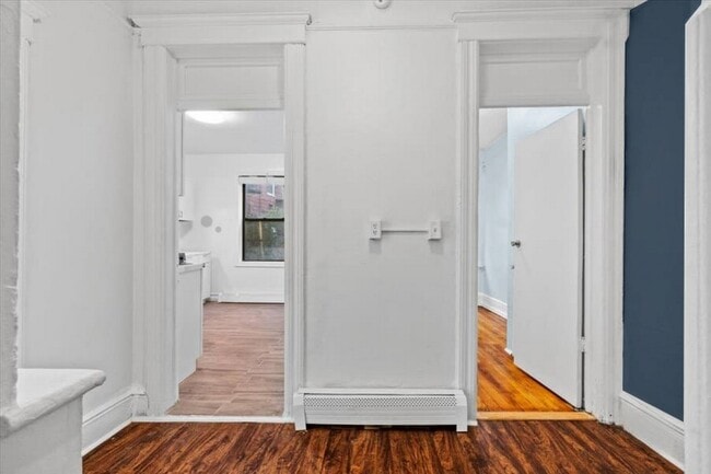 Photo - 122A Baldwin Ave