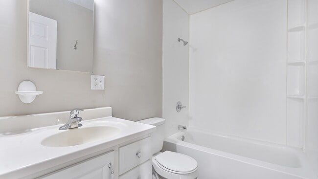 Photo - 3845 19th St