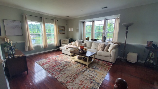 3023 Grey Fox Cir