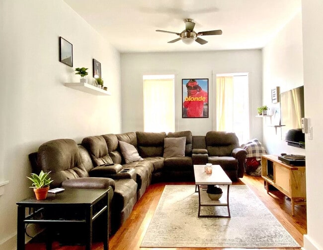 Photo - 1820 S Throop St Unit 1F