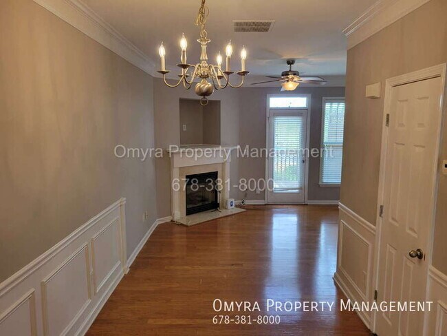 Photo - 831 Commonwealth Ave SE