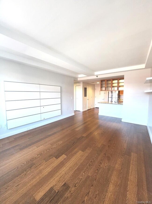 40-22 College Point Blvd Unit 10P