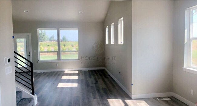 Photo - 2226 Berryman Loop Unit A