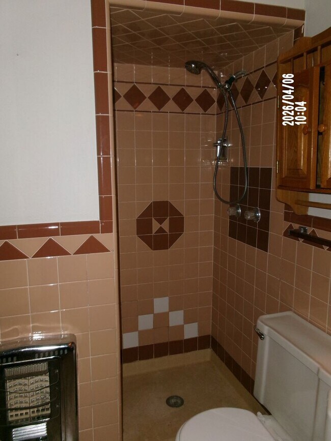 Photo - Charming Cottage on A. Avenue